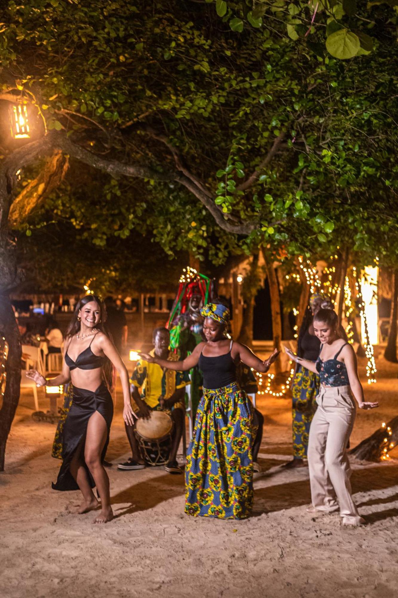 Paradise Beach Hotel & Resort 웨스트 베이 외부 사진