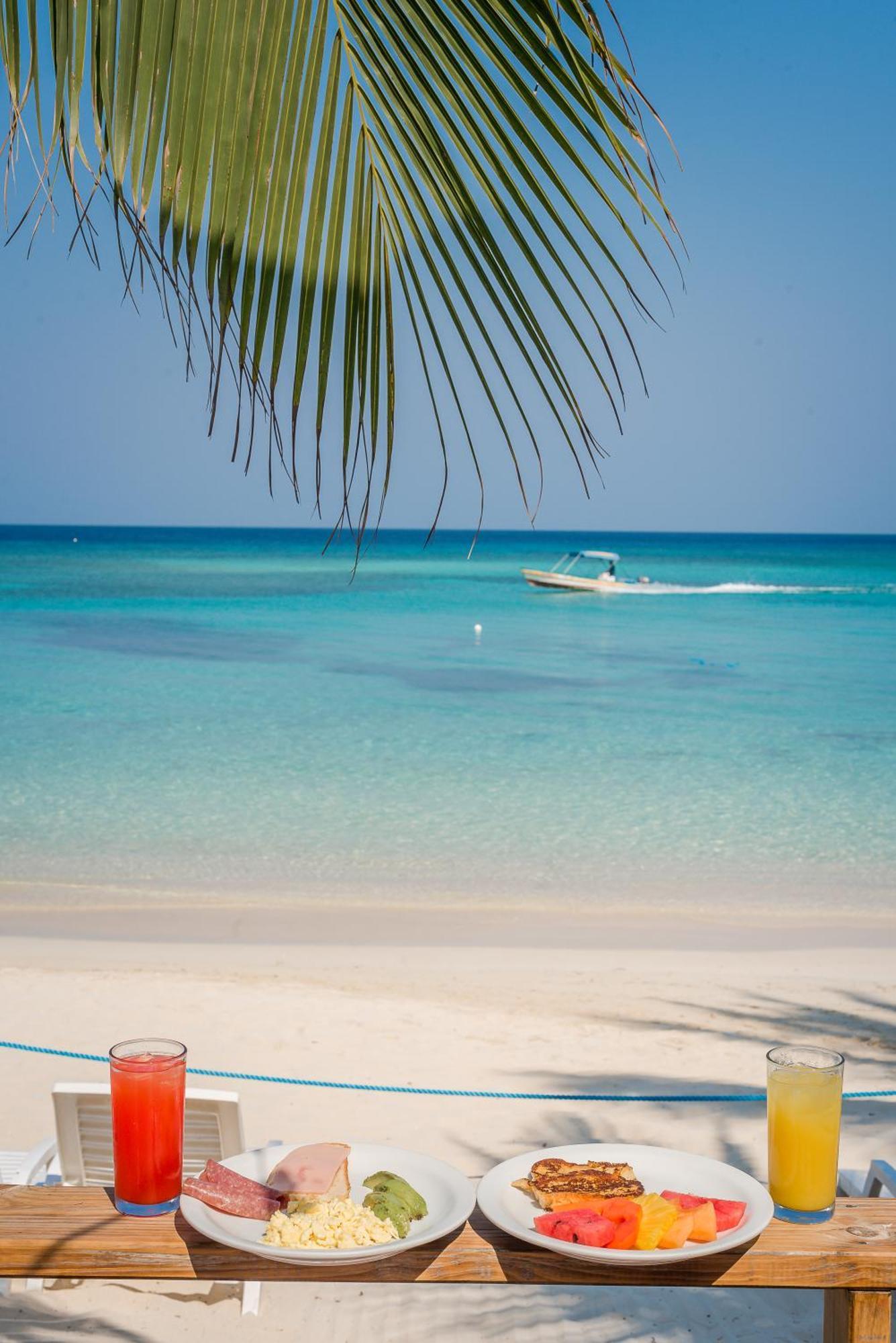 Paradise Beach Hotel & Resort 웨스트 베이 외부 사진