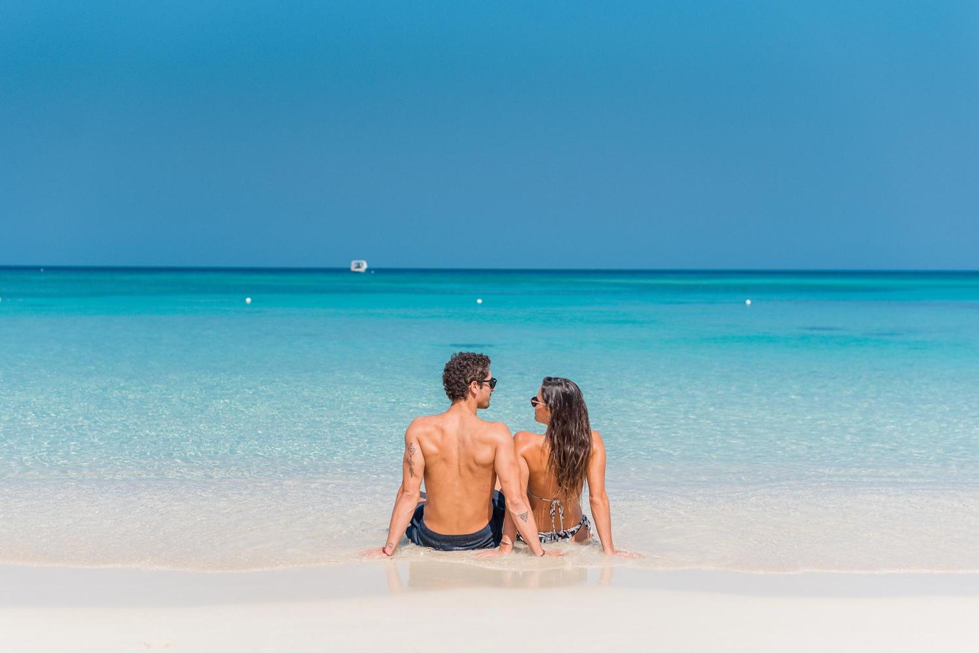 Paradise Beach Hotel & Resort 웨스트 베이 외부 사진